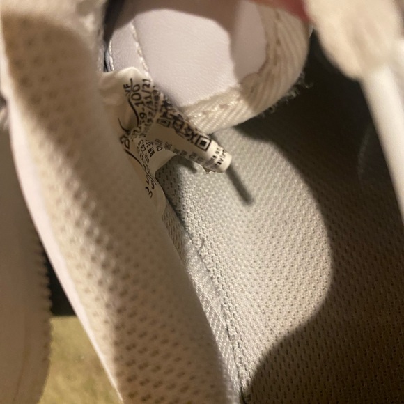 Air Force 1s - Picture 6 of 6